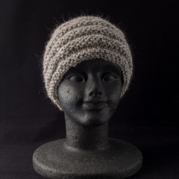 手紡ぎ毛糸のニット帽（無染色グレージュ・3way） 3枚目の画像