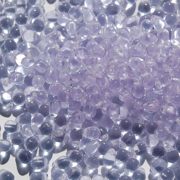 チェコ ビーズ ドロップ 4x6mm 30個 アレキサンドライト ppnalia 1枚目の画像