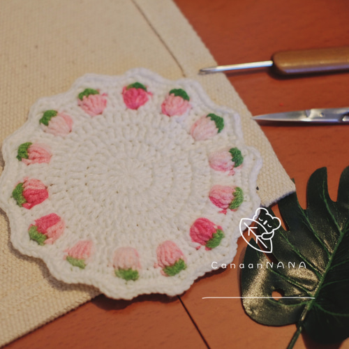 ハンドメイド ♡VaniKuru♡【172】編み物のいちご単品20個 ハンドメイド ♡VaniKuru♡【172】編み物のいちご単品20個