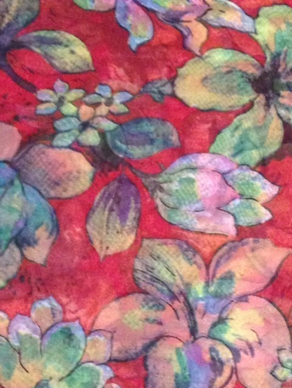 赤と花柄で艶やかに／Attractively with red and floral pattern 5枚目の画像
