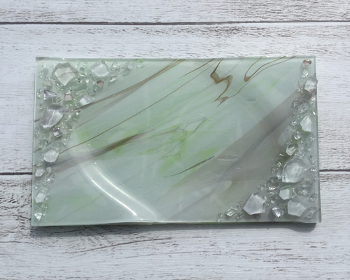 クリーム色の優しいお飾りプレート ♡② 秋 コラージュボックス丸窓に紅葉 グリーティングカード – 丸善