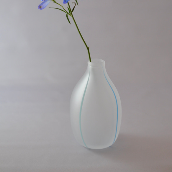 Misty glass vase - 霧の花入れ (青 × 水色) 2枚目の画像