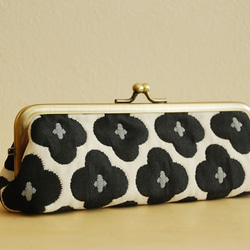 フランスアンティーク　がま口　ケース 花柄 がま口ペンケース（白×黒花 ）＊フランス生地 がま口