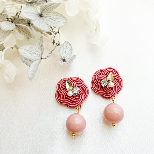 ピアス 和風 水引 梅結び | ピアス,ピアス,和風 | Mignon de