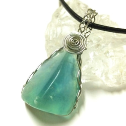 10%off ビッグサイズ 高品質リビアングラス原石ペンダントトップ