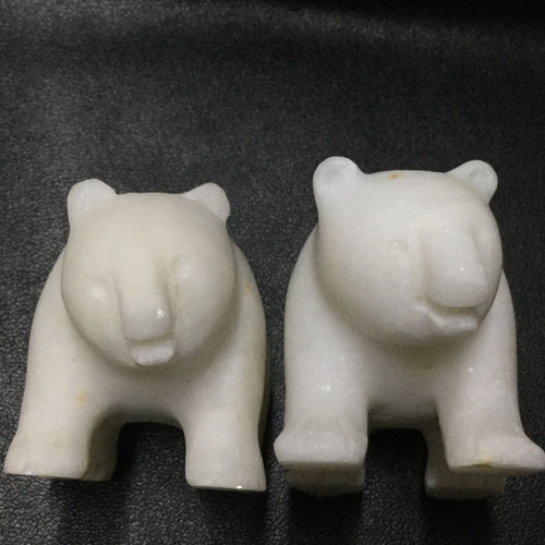 ホワイトアゲート　クマさん　天然石　置物 ホワイトアゲート クマさん 天然石 置物