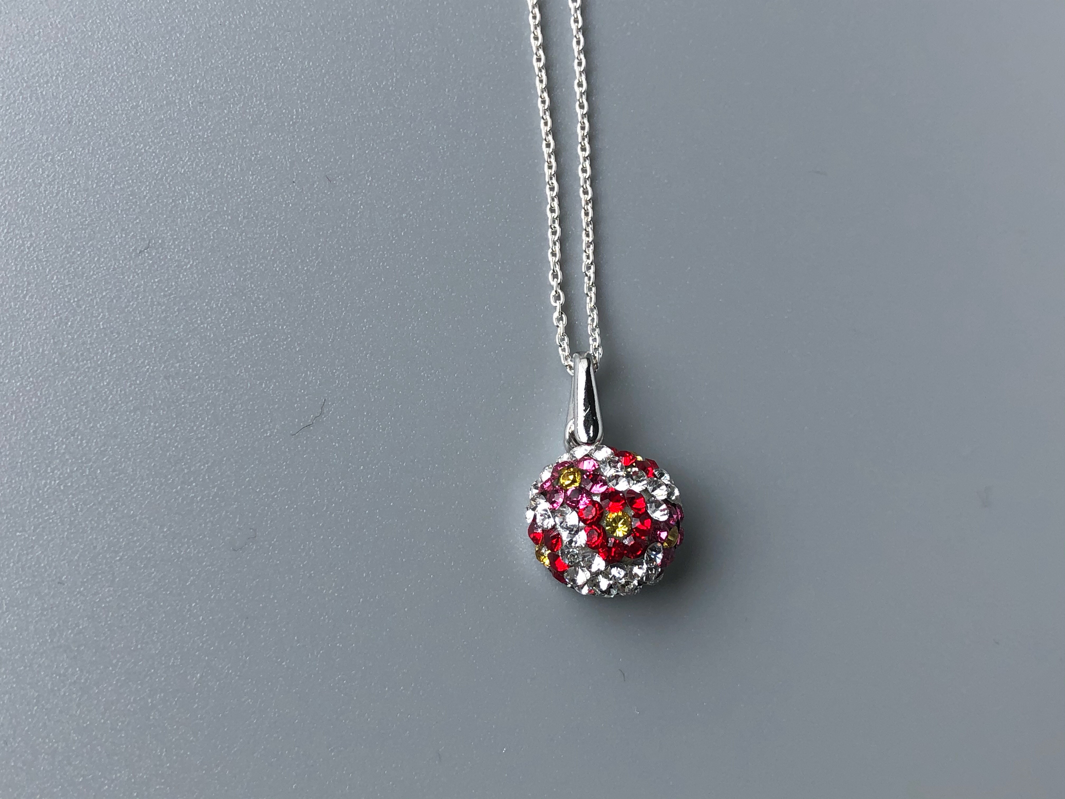 FLOWERスワロフスキーネックレス