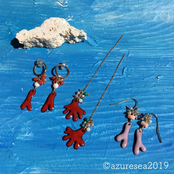 Shippou Coral Earrings / 七宝焼きの宝石サンゴピアス　アメリカンタイプ 2枚目の画像