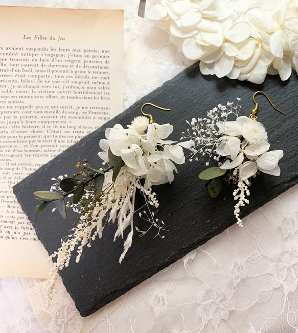 ★人気No.2★【natural dark green(LL)】ドライフラワー　ピアス・イヤリング ブライダル 1枚目の画像