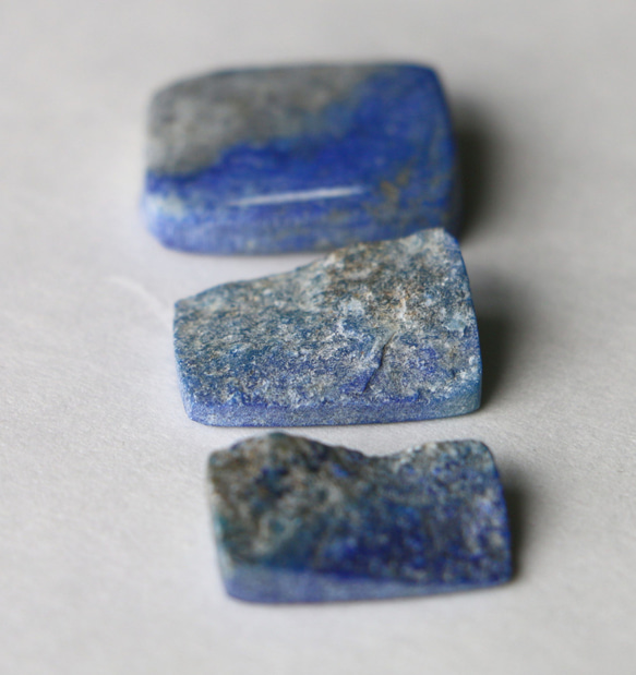 ５７ｃｔ　天然石　ラピスラズリ　３個セット 3枚目の画像