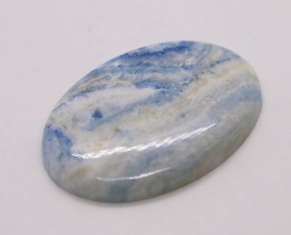 46.2ｃｔ　天然石　ブルーシーライト　オーバル　カボション 2枚目の画像