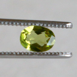 4.5ｃｔ　天然石　ペリドット　オーバル　ルース　5個セット 4枚目の画像