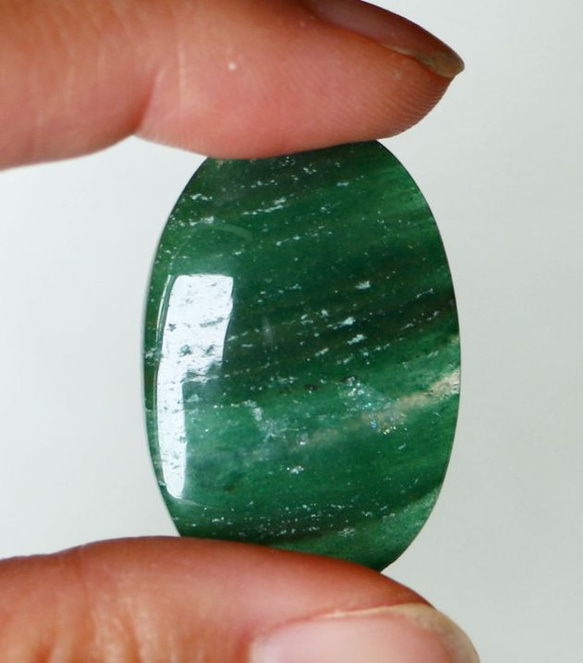 29ｃｔ　天然石　グリーンアベンチュリン　カボション　オーバル 5枚目の画像
