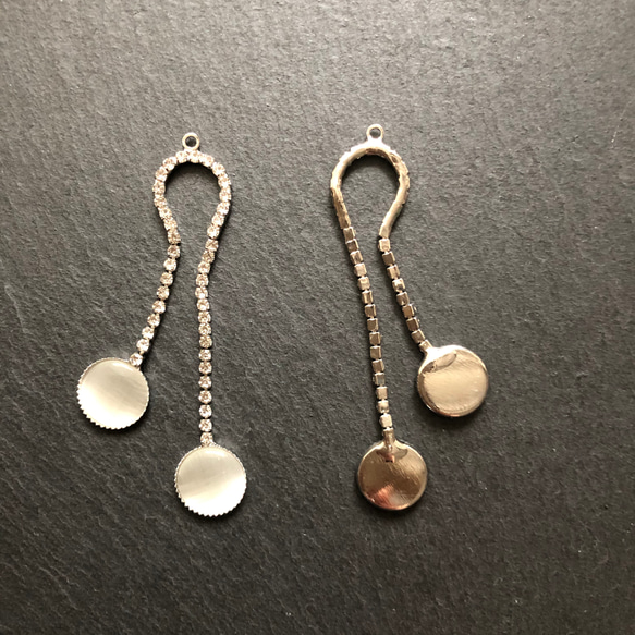 ［4pcs］連爪チェーンとラウンドストーンのチャーム［シルバー］ハンドメイド＊アクセサリーパーツ＊素材 4枚目の画像