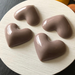 ［4pcs］大きいハートのカボション［ピンクグレージュ］チョコレート*バレンタイン*＊アクセサリーパーツ＊素材 2枚目の画像