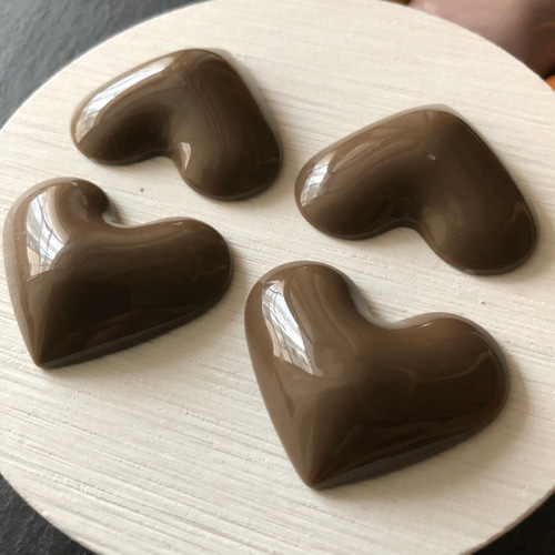 4pcs］大きいハートのカボション［チョコレート］バレンタイン 