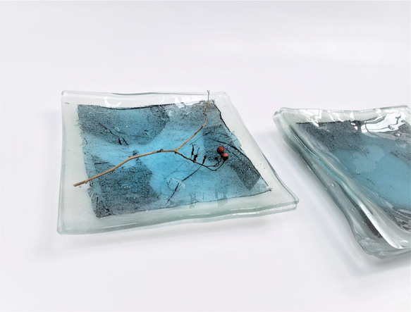 ガラスの器　銅箔15㎝角皿 4枚目の画像