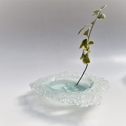ガラスの水盤 一輪挿し 花器 雪どけ 小 一輪挿し・花瓶・花器 ガラスの水盤 一輪挿し 花器 雪どけ 小 一輪挿し・花瓶・花器