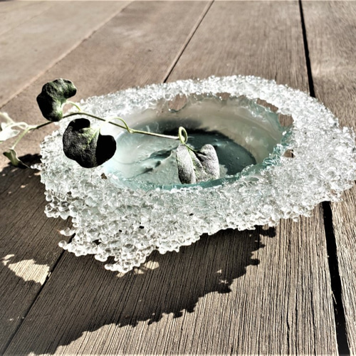 ガラスの水盤 一輪挿し 花器 雪どけ 小 一輪挿し・花瓶・花器 ガラスの水盤 一輪挿し 花器 雪どけ 小 一輪挿し・花瓶・花器