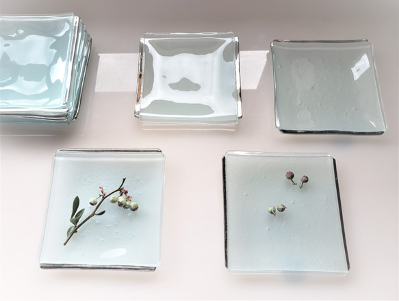 ガラスの器　プラチナ彩　小皿 3枚目の画像