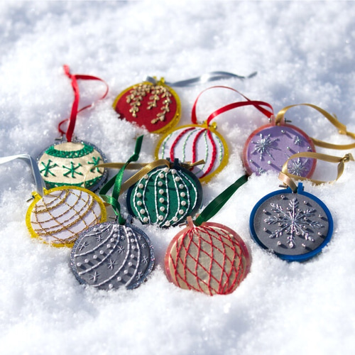 刺繍オーナメントキット・オリジナルアクリルミニ刺繍枠5個セット