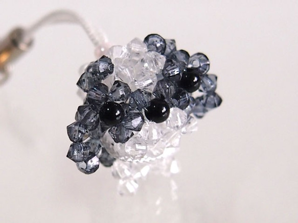 ビーズの狆 1枚目の画像