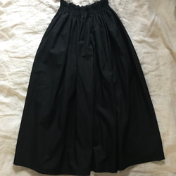 gathered skirt/BK 2枚目の画像