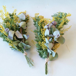 ミモザとユーカリの花束　ペアスワッグ(受注製作) 2枚目の画像