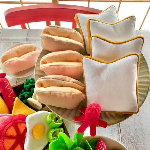 うちの子天才っ⭐︎作ってあそぼう♪フェルトのサンドイッチ&ホット