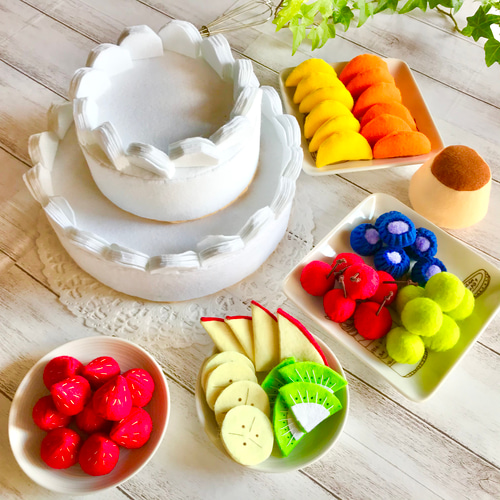 作ってあそぼう‼︎おままごと☆パティシエ気分なフェルトの2段ホール