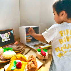 おままごと☆苺とフェルトのピンク色オーブンレンジでパン&ドーナツ屋さん 9枚目の画像