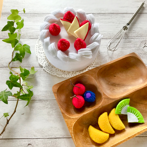 作ってあそぼう‼︎おままごと☆パティシエ気分なフェルトのホール