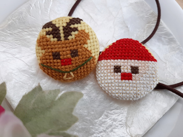 27-7くるみボタンヘアゴム クリスマス 雪だるま トナカイ クリスマス サンタ 雪だるま ファー くるみボタン ヘアゴム22mm 3個