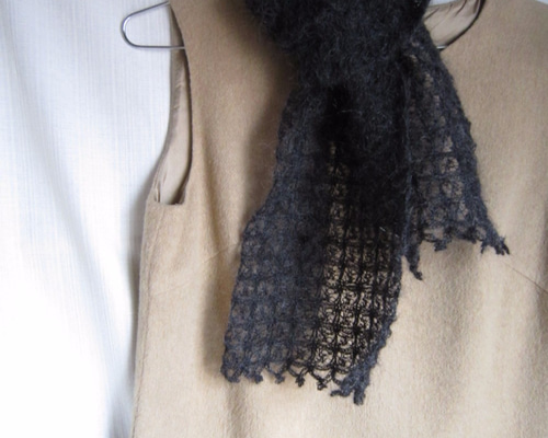 黒モヘアかぎ針編みマフラー マフラー あみものヨシノ商会 通販