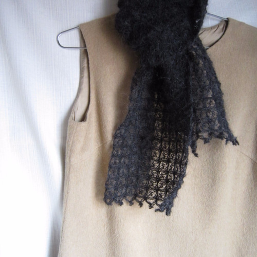 黒モヘアかぎ針編みマフラー マフラー あみものヨシノ商会 通販