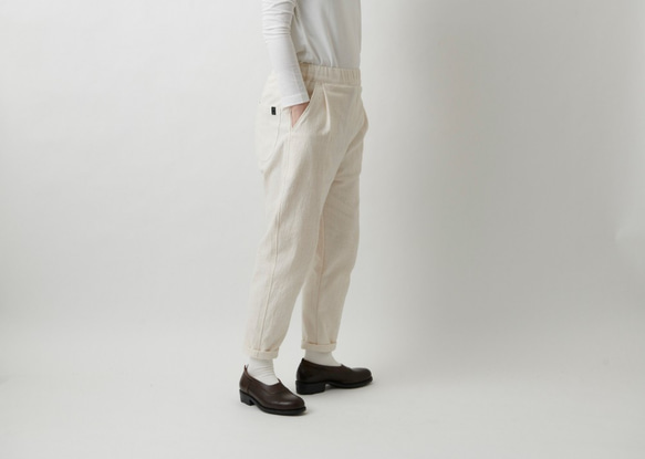 [所有尺碼都進貨] Yohaku Bingo Fushiori 褲子 | 米白色 | 中性 3 尺寸 第3張的照片