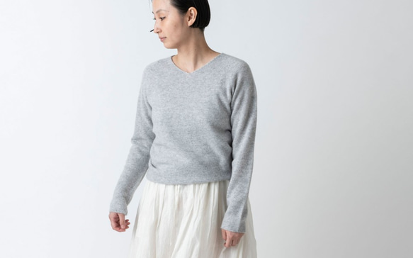 【再入荷】enrica cashmere knit 063 / grey 1枚目の画像