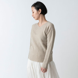 【2021年9月お届け】enrica cashmere knit 063 / beige 1枚目の画像