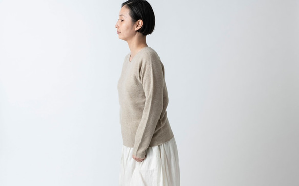 【2021年9月お届け】enrica cashmere knit 063 / beige 3枚目の画像