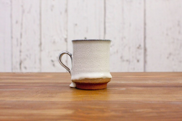 コーヒーカップ　白釉薬/赤土　１ 2枚目の画像