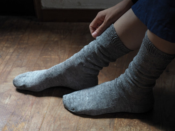 【現行規格限量】亞麻針織襪（天然）女裝 第4張的照片