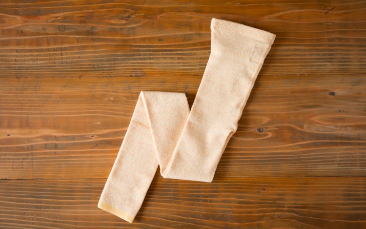 【在庫限り廃番】リネンニットレギンス（クリーム）S-Mサイズ