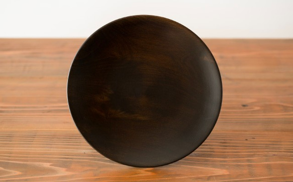 【在庫ラスト１点】拭き漆の木皿　栃（トチ）　黒　18cm 3枚目の画像