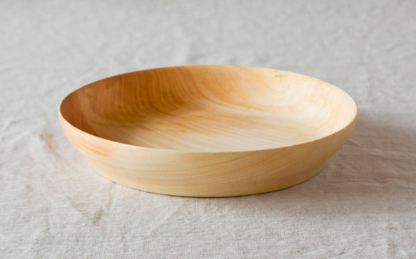 在庫限り】四季を味わう木の器（大） 栃 22.5cm お椀・ボウル・鉢 PINT 