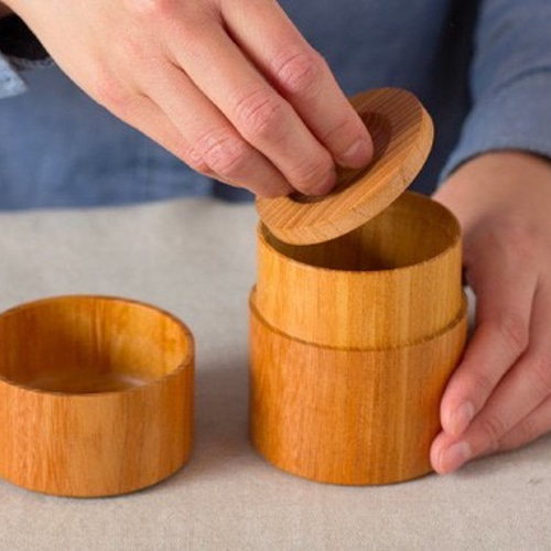 再入荷】ろくろ挽きの欅の木の茶筒（小） 保存容器