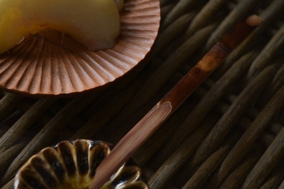 古董燻竹糕點切割器 | 5 件組（盒裝） 第8張的照片