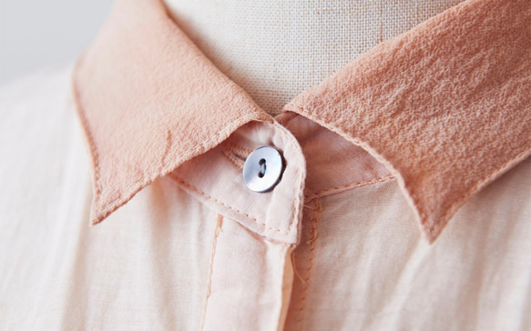 【送料無料】enrica blouse pinkbeige / botanical dye 4枚目の画像