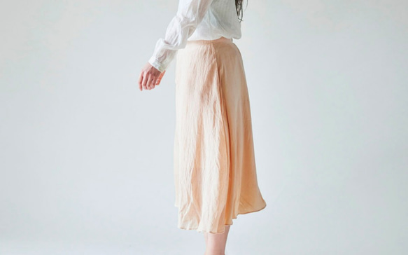 enrica linensilk skirt pinkbeige / natural dye / size38 2枚目の画像