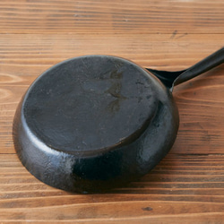 [補貨]鐵匠的鐵煎鍋（2L）&lt;僅主機|主體+蓋子&gt; 第3張的照片