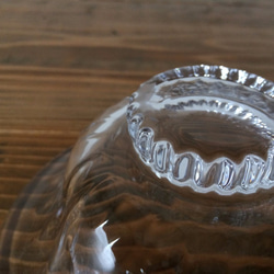 吹きガラスの台付き小鉢（クリア） 4枚目の画像
